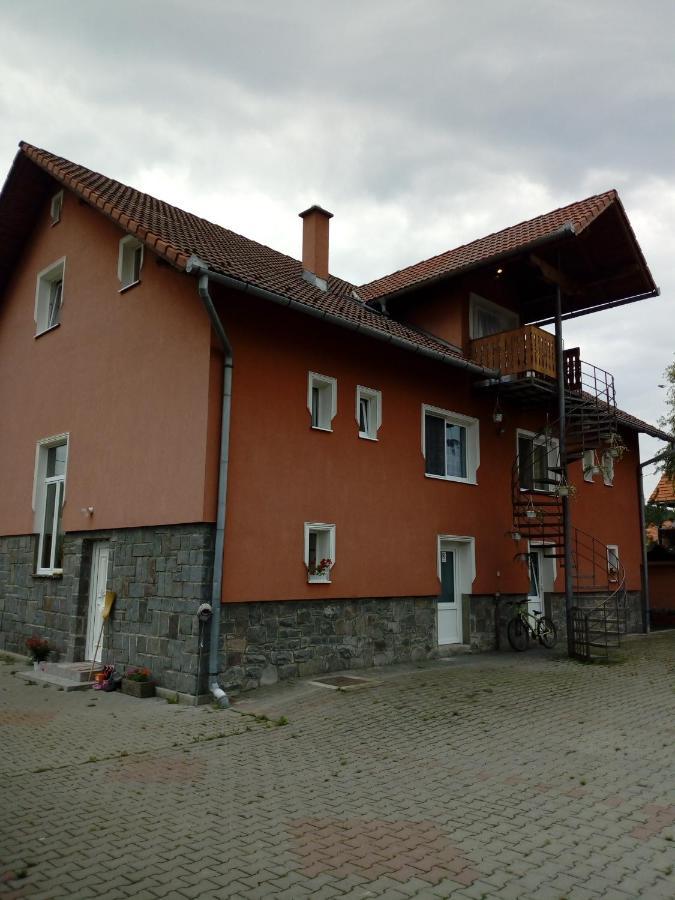 Ibolya-Imola Bed and Breakfast Praid Εξωτερικό φωτογραφία
