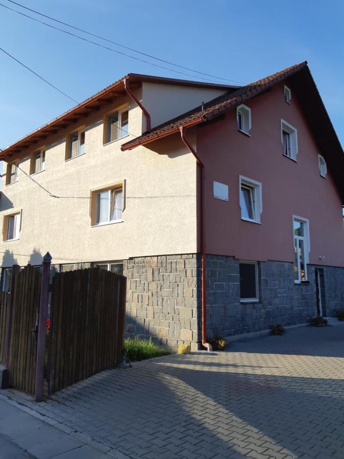 Ibolya-Imola Bed and Breakfast Praid Εξωτερικό φωτογραφία